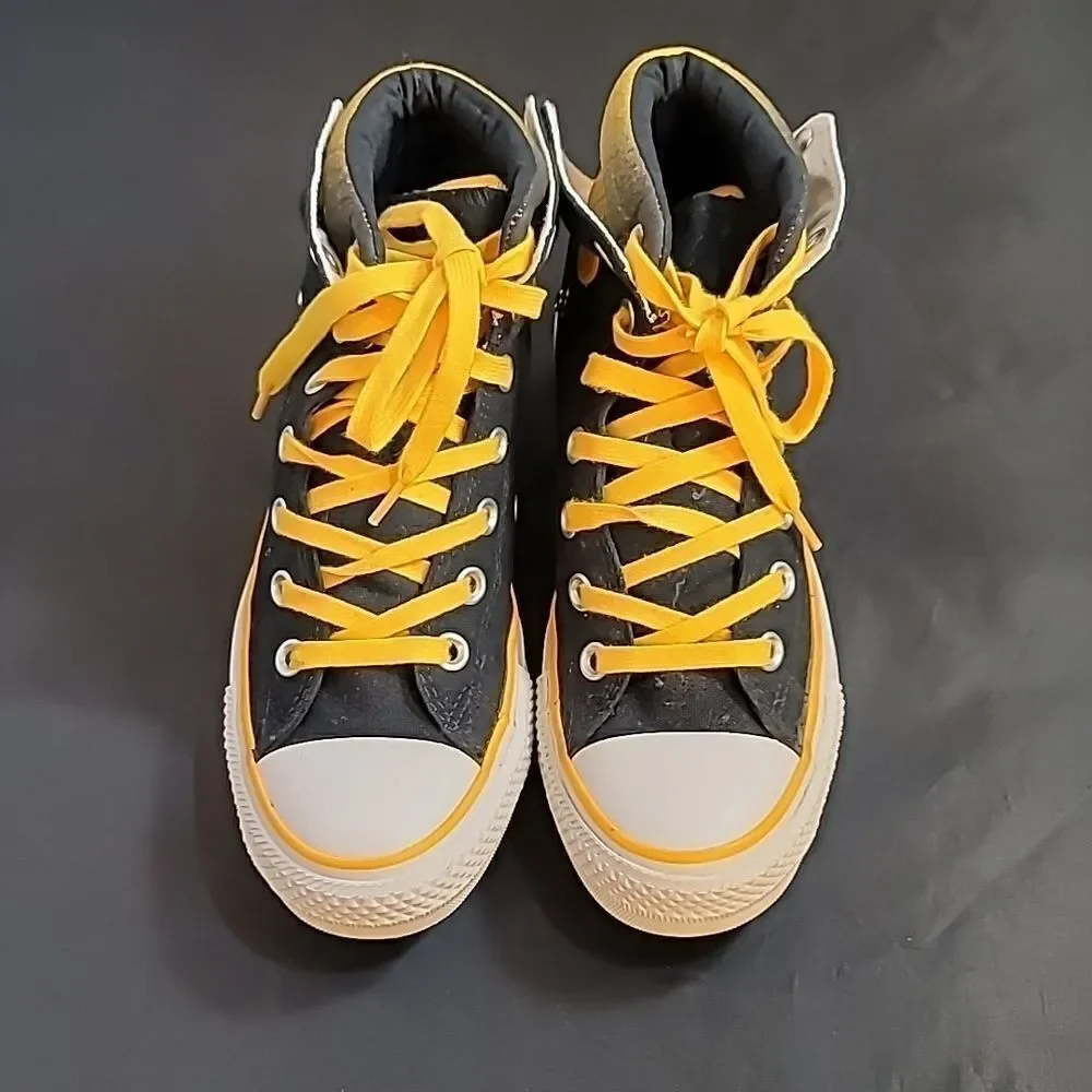 CONVERSE HIGH TOP LACE UP CLOSURE ROUND TOE UNISEX SNEAKER - Picture 2 of 13
